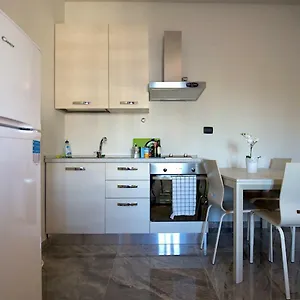Casa Venus Ieo , Milano Italia